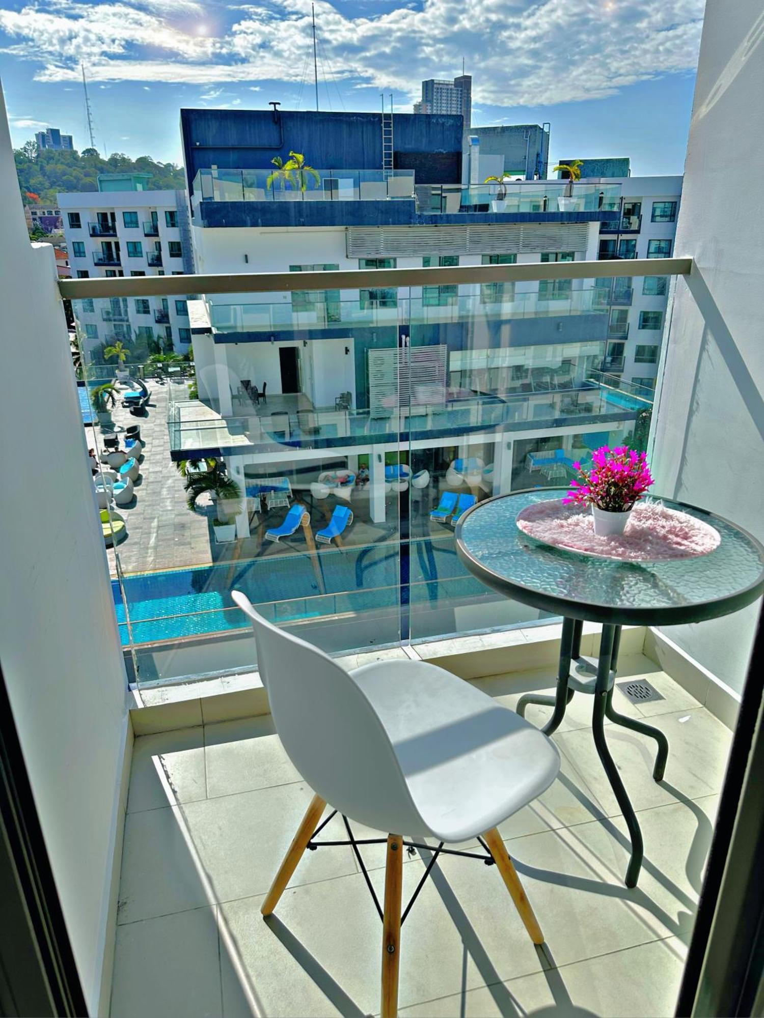 Arcadia Beach Con Pattaya Bilik gambar
